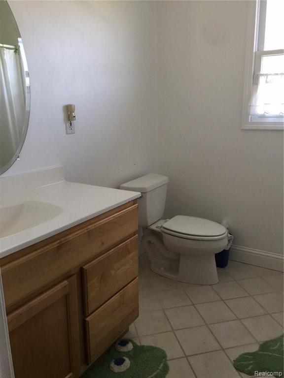 9472 Grant Road Fowlerville, MI 48836 - Photo 18 of 26