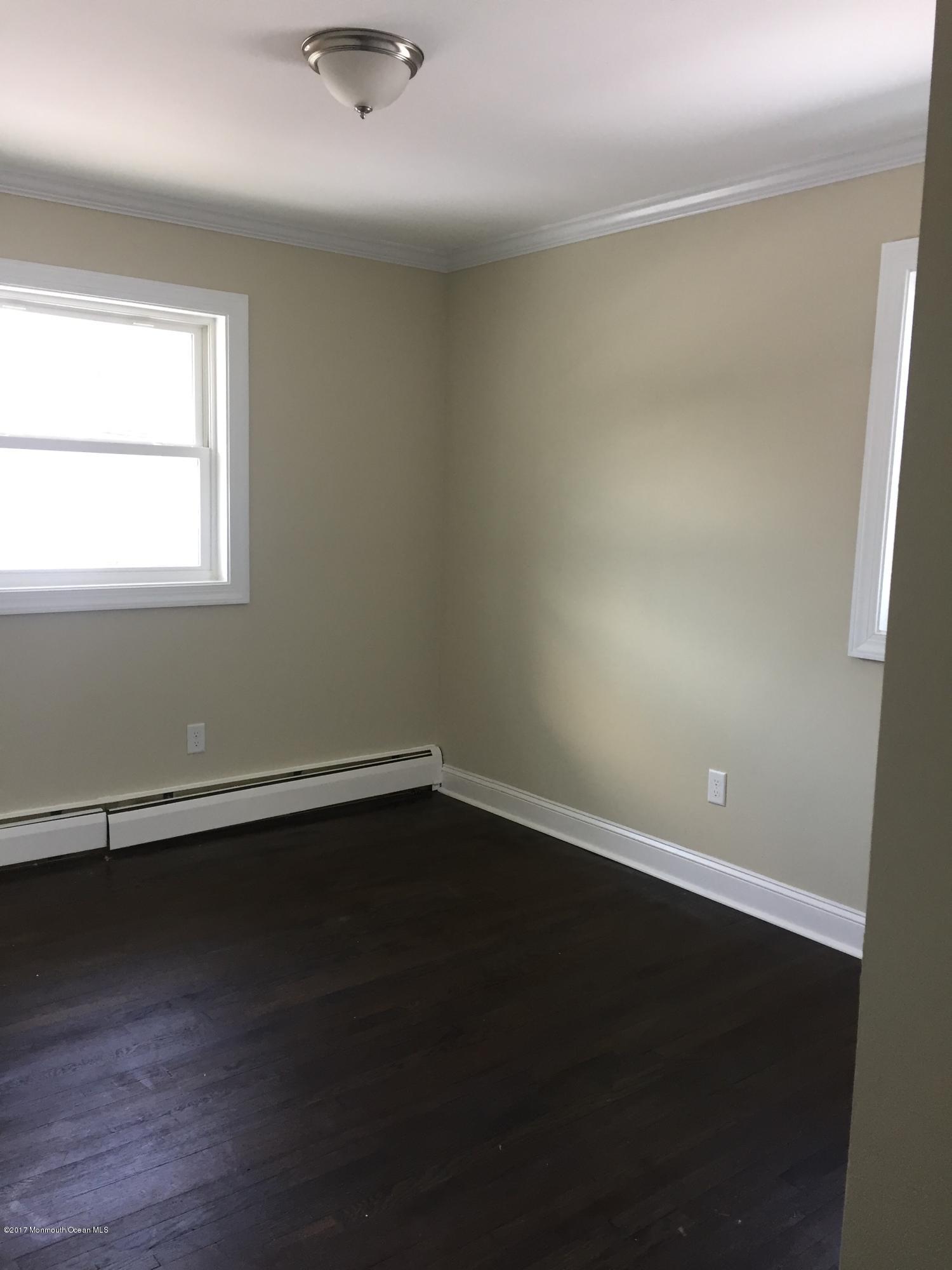 14 Marlin Road Old Bridge, NJ 08857 - Photo 11 of 19 046