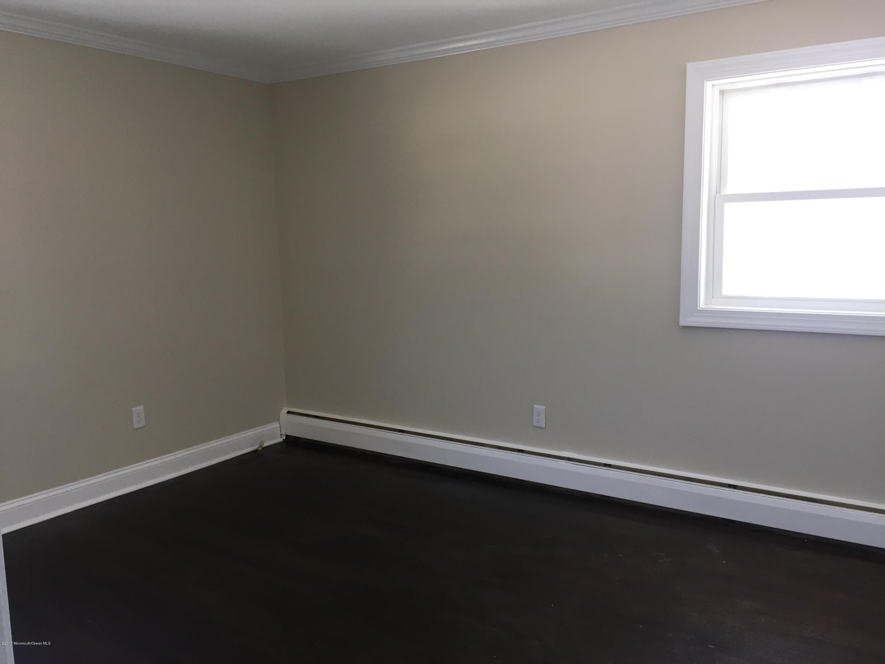 14 Marlin Road Old Bridge, NJ 08857 - Photo 10 of 19 044