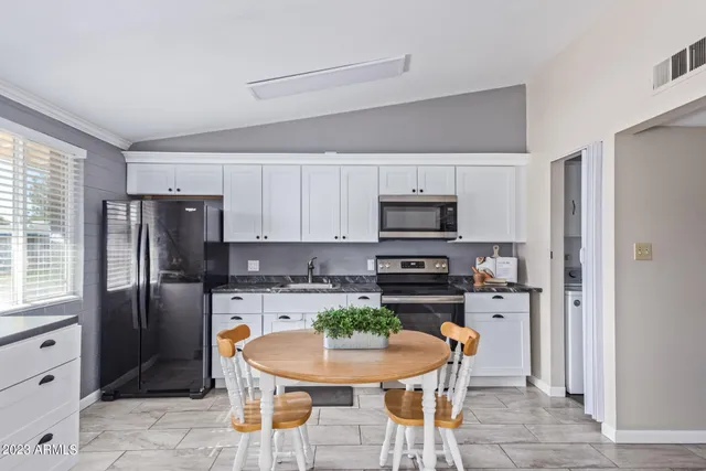 $1,450 | 10612 West Oakmont Drive, Sun City, AZ 85351