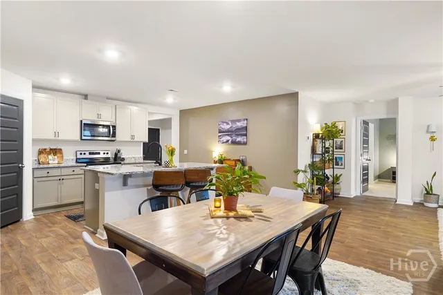 $379,900 | 394 Coconut Drive, Bloomingdale, GA 31302