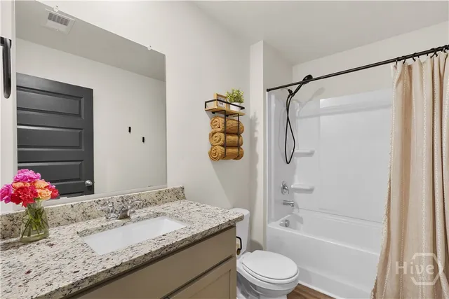 $379,900 | 394 Coconut Drive, Bloomingdale, GA 31302