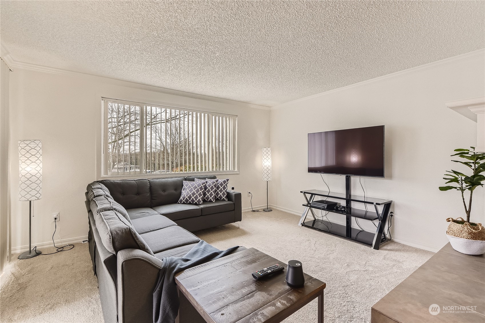 13013 East Gibson Road, Unit M123 Everett, WA 98204 - Photo 4 of 16 Gallery Image 4