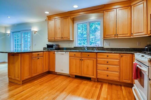 55 Woodridge Road Wayland, MA 01778 - Photo 13 of 39 Gallery Image 13
