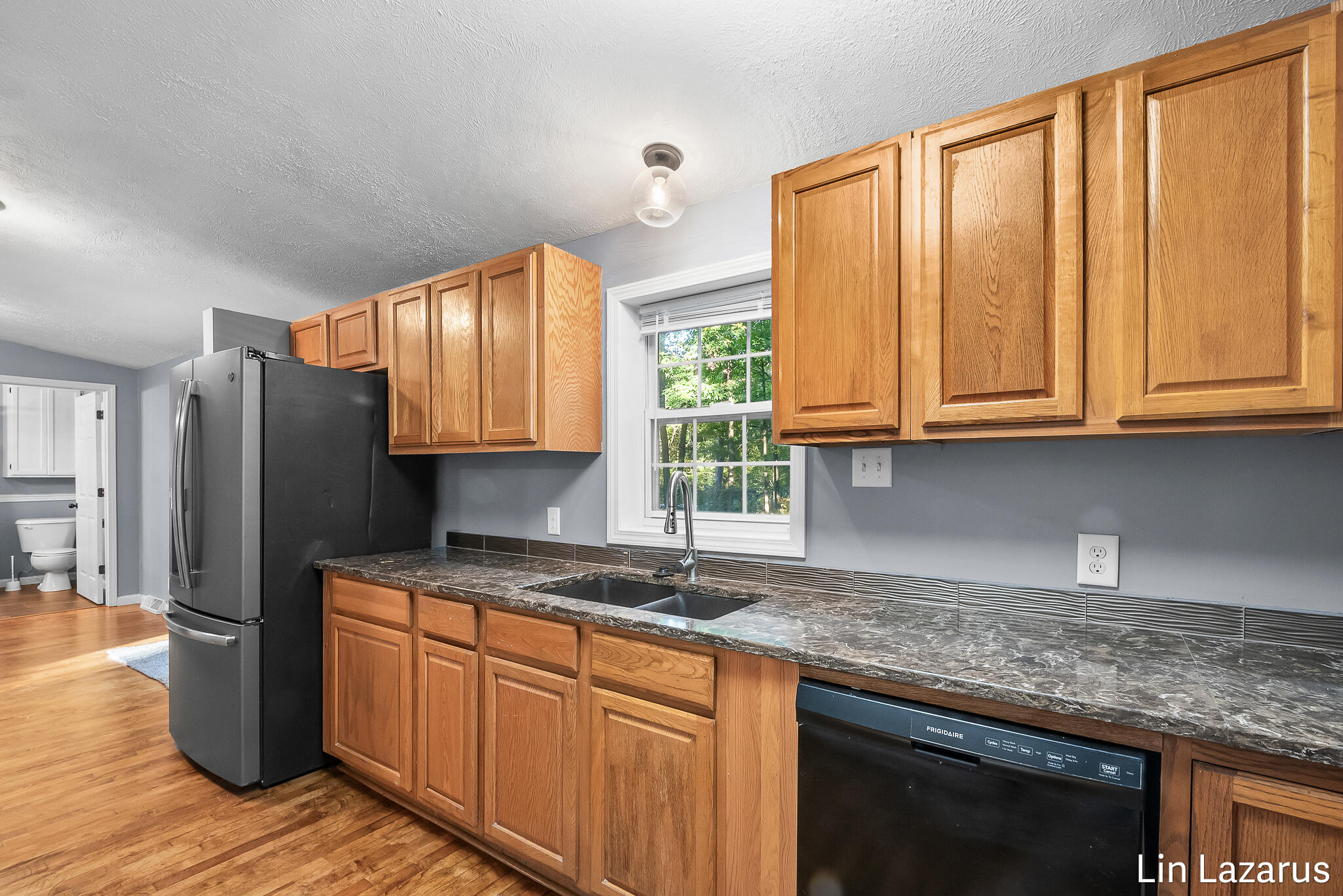 8268 Bradley Road Belding, MI 48809 - Photo 4 of 28 DSC_5788