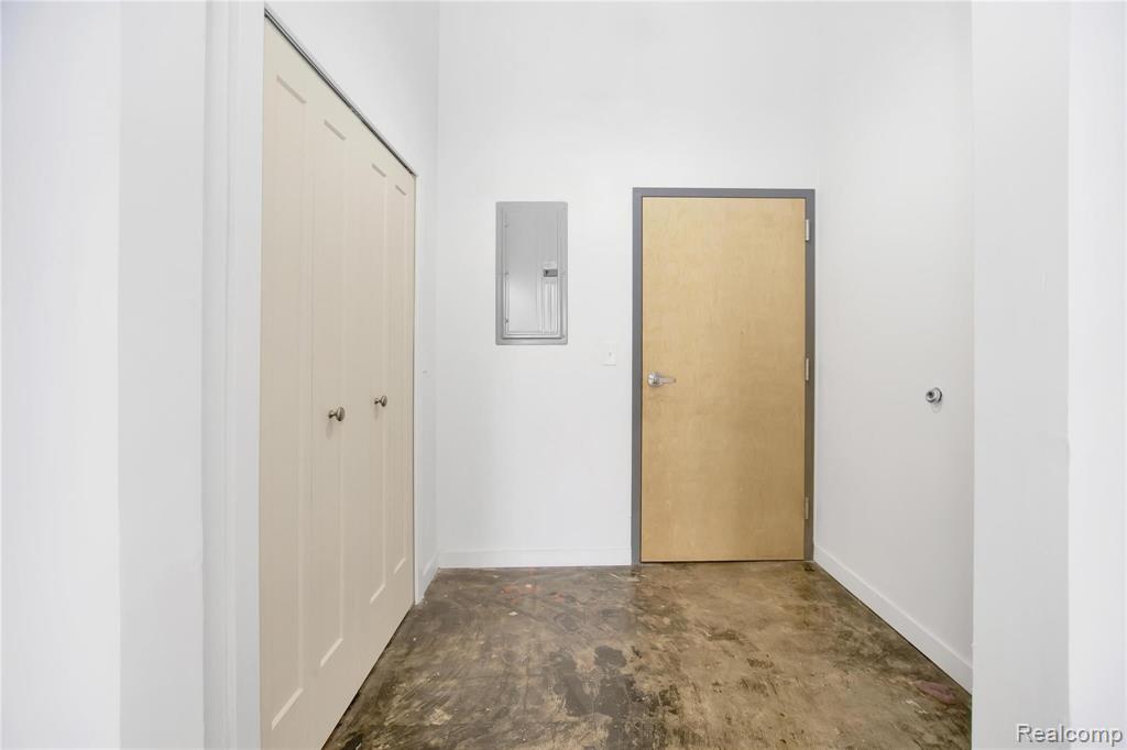 470 Brainard Street, Unit 2 Detroit, MI 48201 - Photo 5 of 51