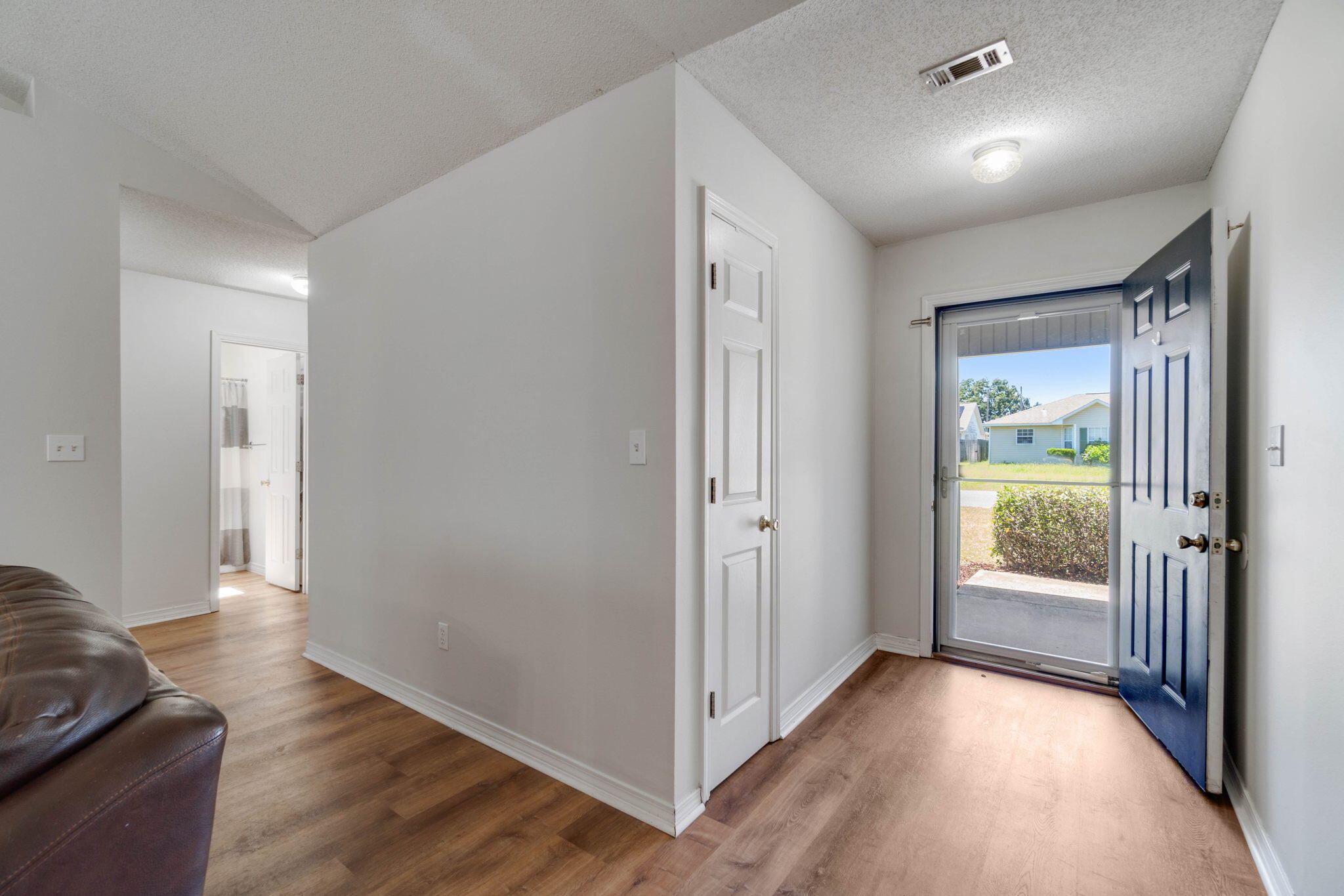 82 Stowe Road Mary Esther, FL 32569 - Photo 6 of 35 4-web-or-mls-Final-4