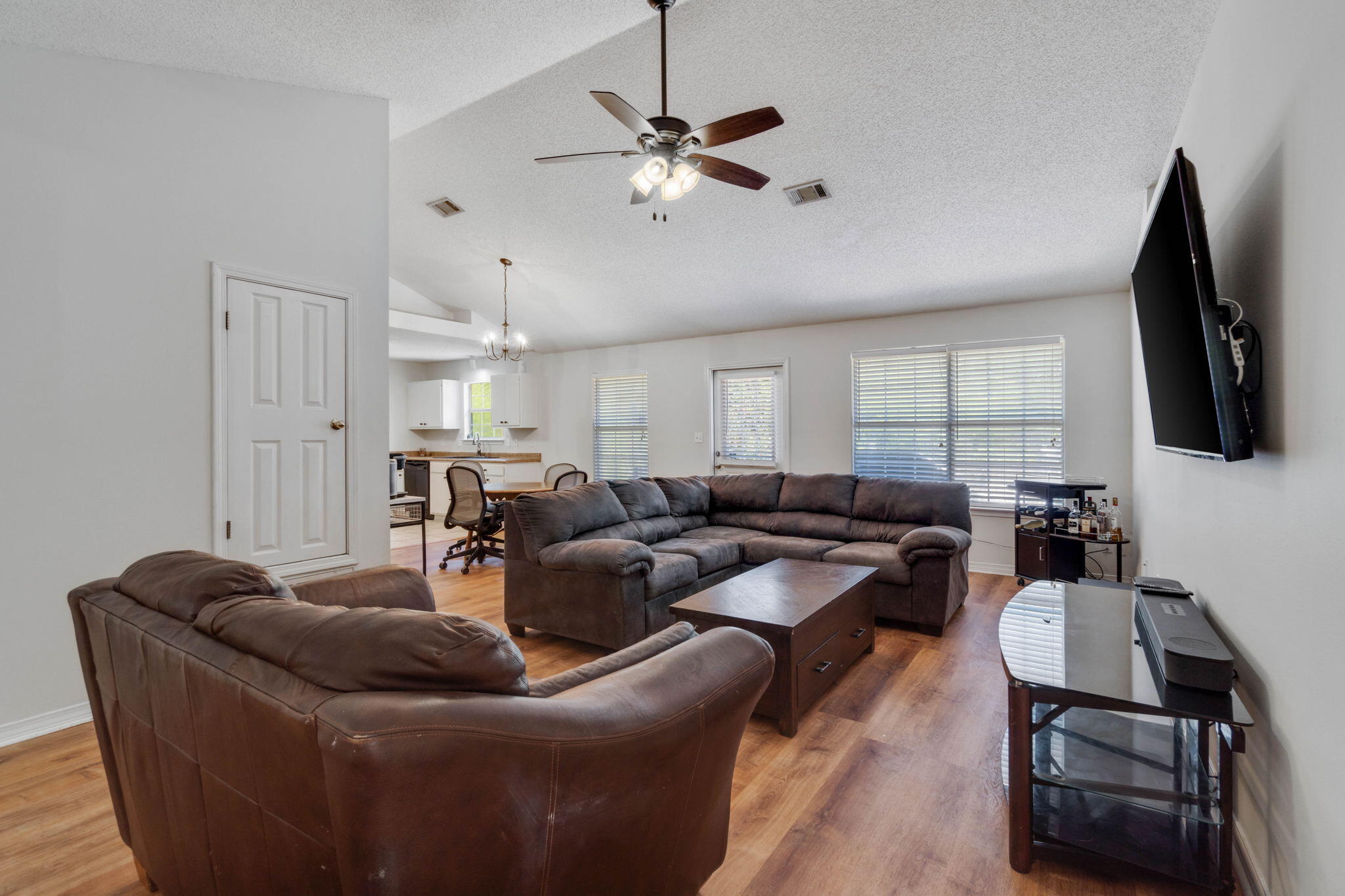 82 Stowe Road Mary Esther, FL 32569 - Photo 9 of 35 7-web-or-mls-Final-7