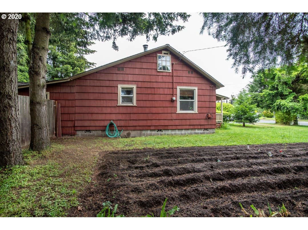1229 5th Street Springfield, OR 97477 - Photo 32 of 32