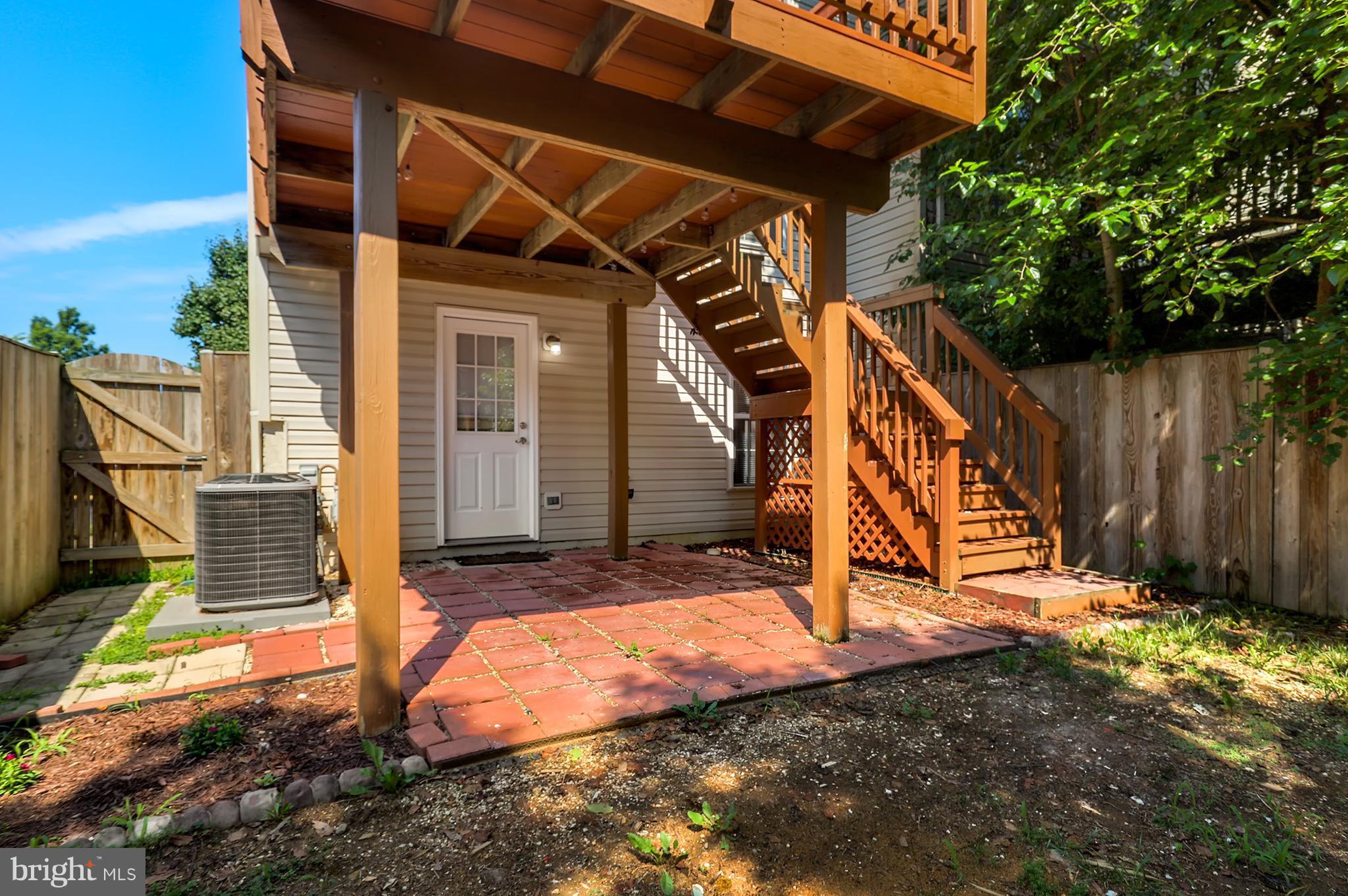 6484 Topsails Lane Springfield, VA 22150 - Photo 27 of 30 Exterior (Rear)