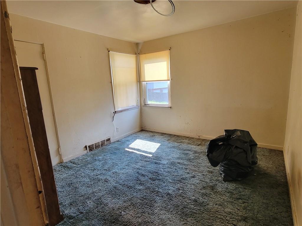 421 Hays Road Venetia, PA 15367 - Photo 11 of 28