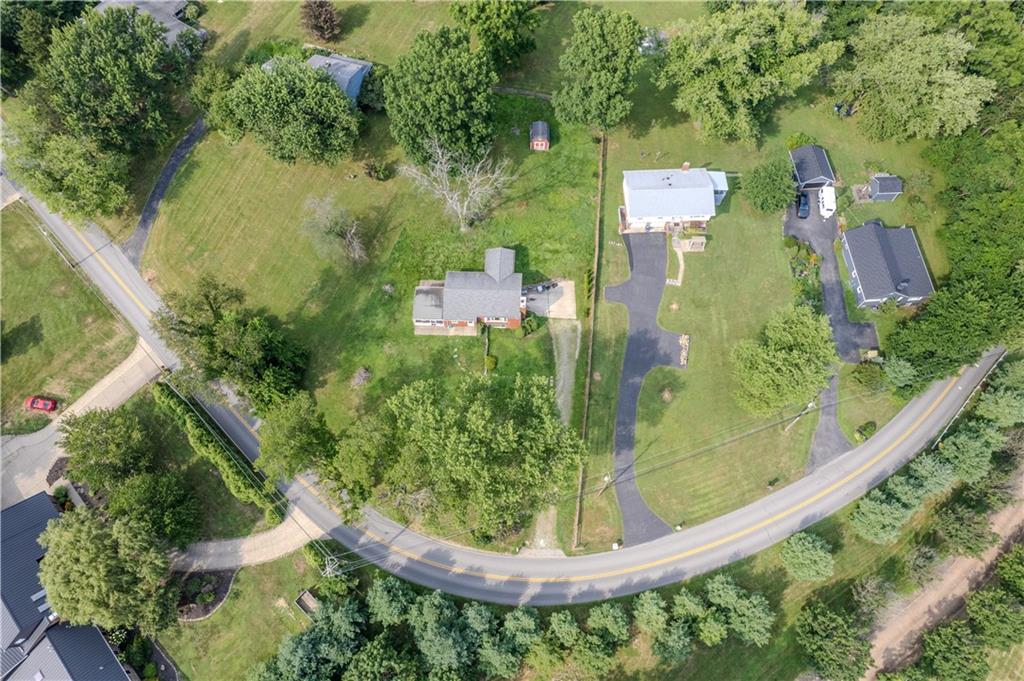 421 Hays Road Venetia, PA 15367 - Photo 26 of 28 an aerial view of a residential houses with outdoor space