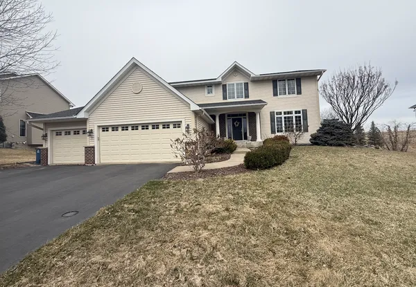 $700,000 | 18724 65th Place North, Maple Grove, MN 55311