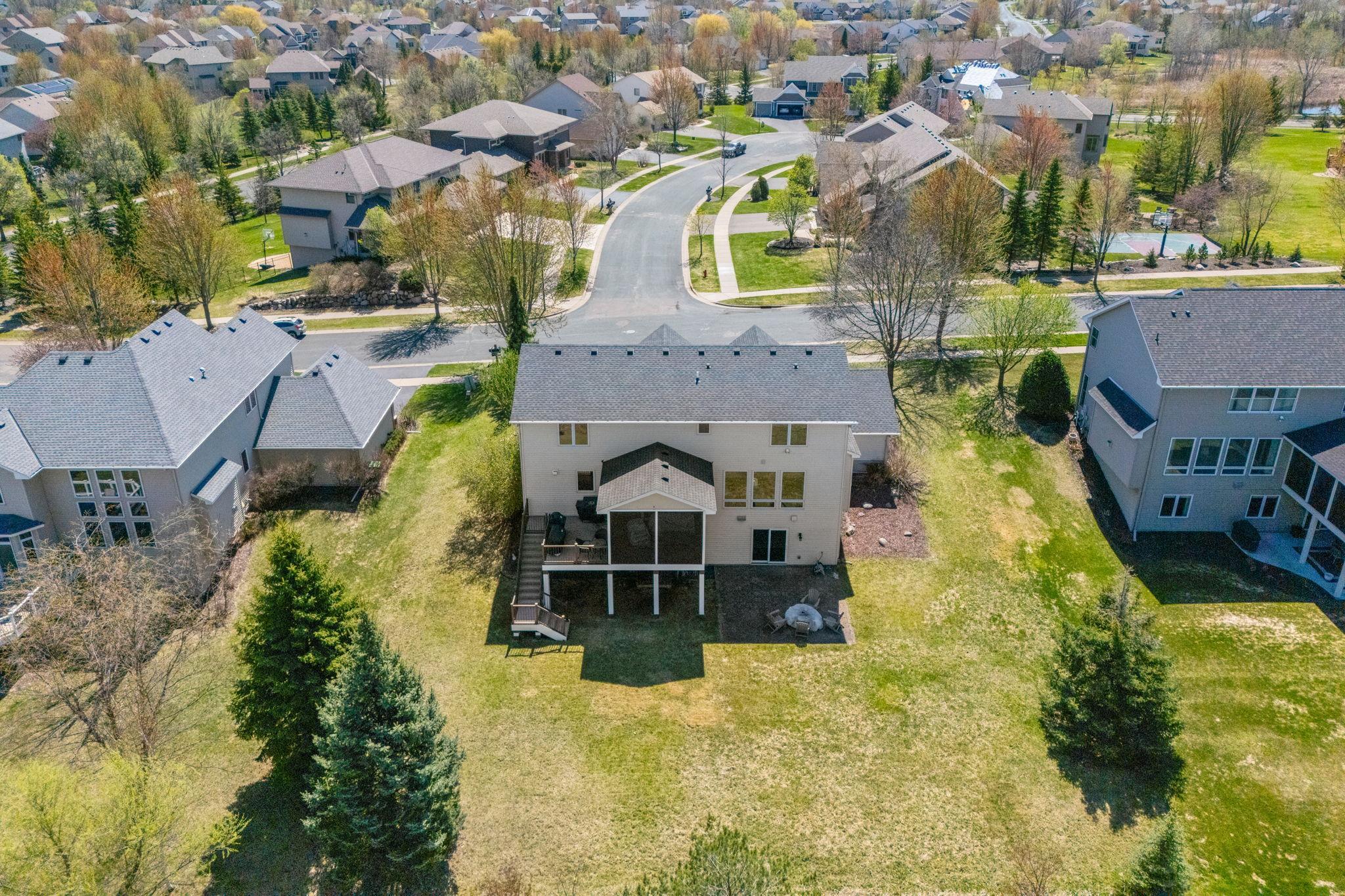 18724 65th Place North Maple Grove, MN 55311 - Photo 2 of 60