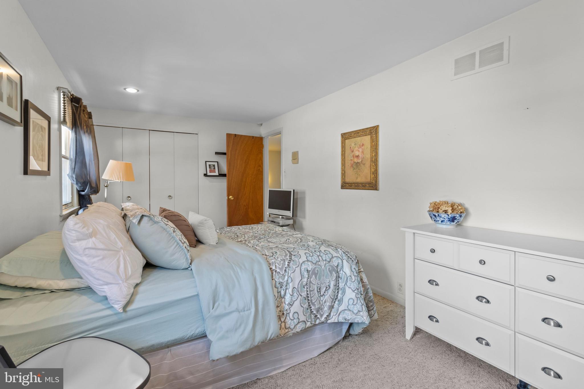 320 Moreland Road Huntingdon Valley, PA 19006 - Photo 34 of 52