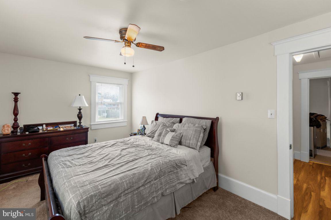 321 Blue Ridge Avenue Front Royal, VA 22630 - Photo 12 of 34 Gallery Image 12