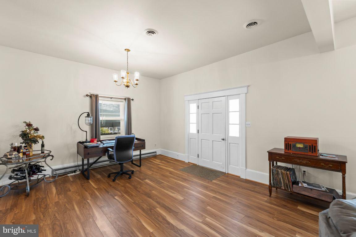 321 Blue Ridge Avenue Front Royal, VA 22630 - Photo 9 of 34 Gallery Image 9