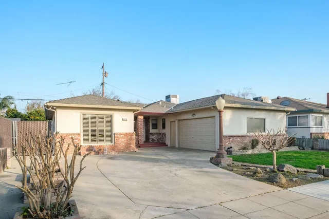 $375,000 | 4376 North 5th Street, Fresno, CA 93726