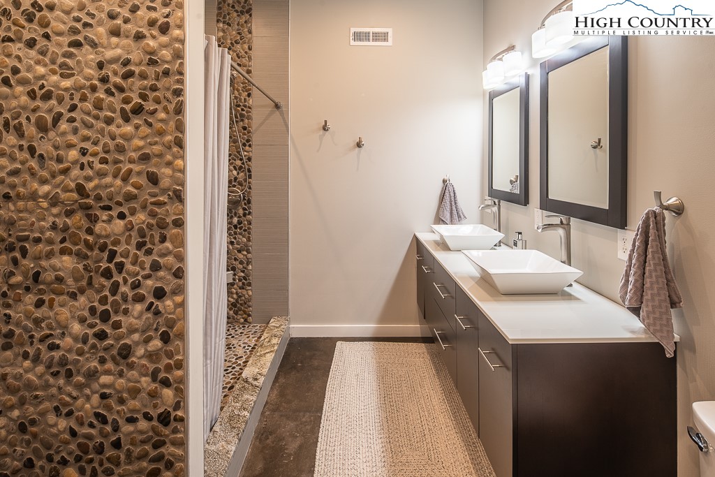 433 Critcher Meadows Drive Boone, NC 28607 - Photo 30 of 45 Gallery Image 30
