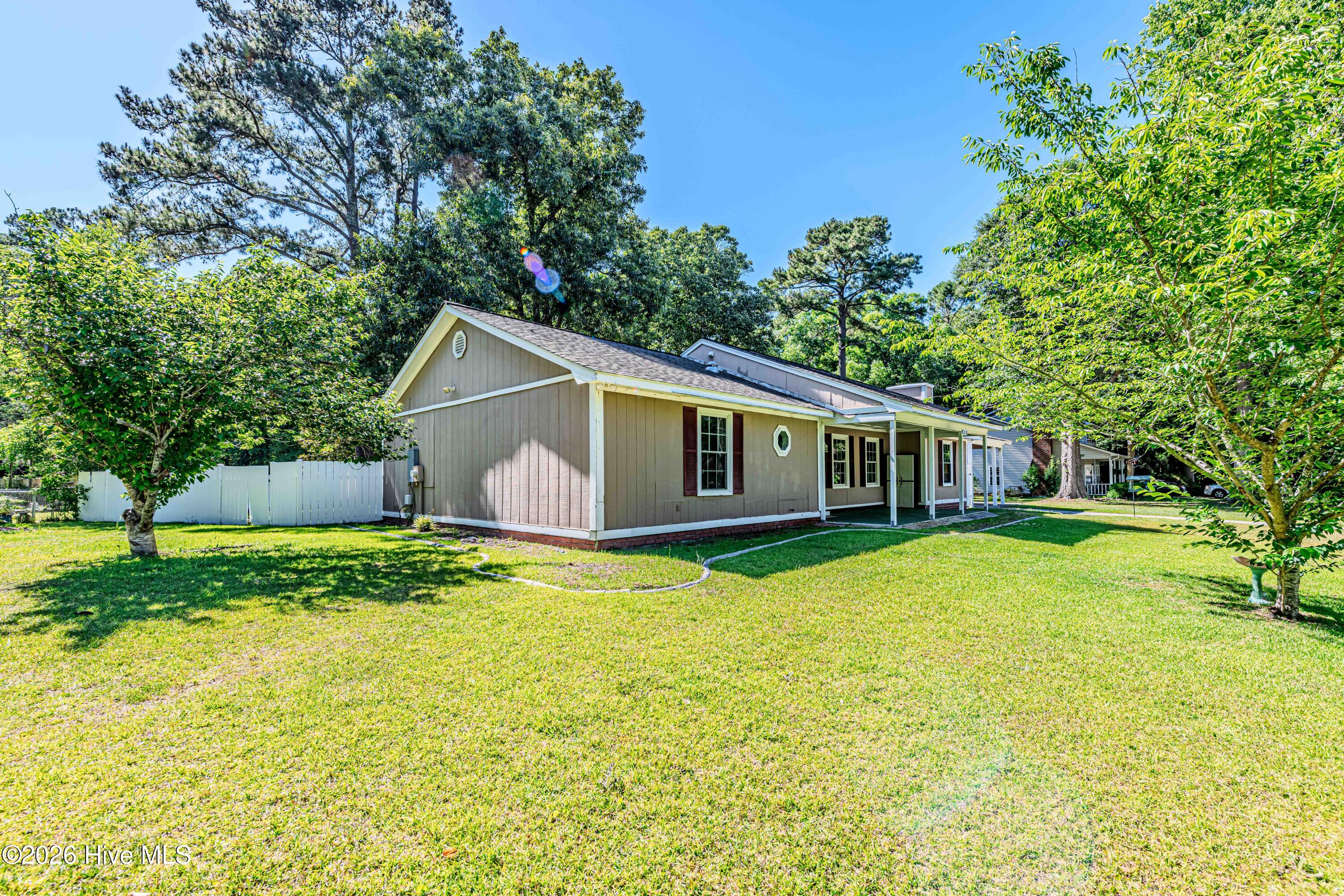 800 Mill River Road Jacksonville, NC 28540 - Photo 5 of 60 Front side