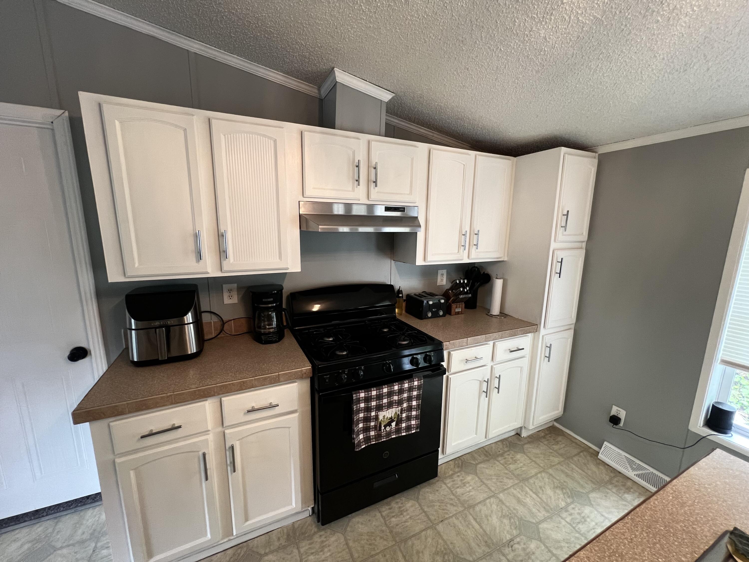 683 River Road Bucksport, ME 04416 - Photo 5 of 24 IMG_8495