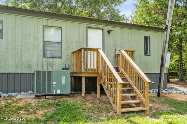 $205,000 | 18320 Diamond Road, Saucier, MS 39574