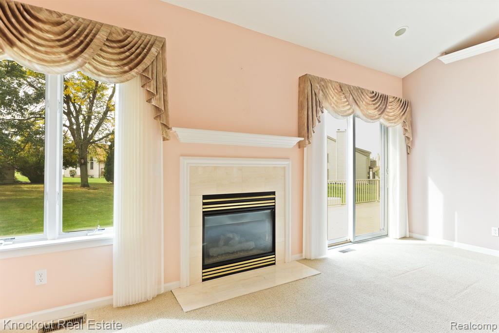 1504 Rio Grande Court Flint, MI 48532 - Photo 8 of 44 Gallery Image 8