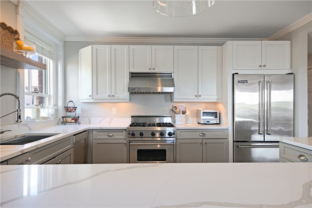 423 Hope Street, Unit D Bristol, RI 02809 - Photo 7 of 49