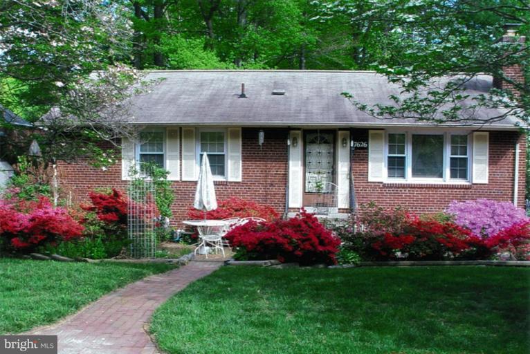 7626 Mendota Place Springfield, VA 22150 - Photo 1 of 27 Exterior (Main)