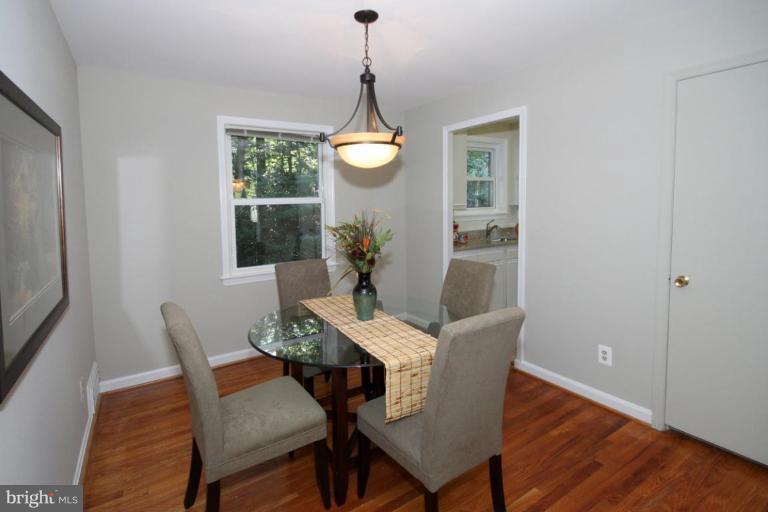 7626 Mendota Place Springfield, VA 22150 - Photo 5 of 27 Dining Room