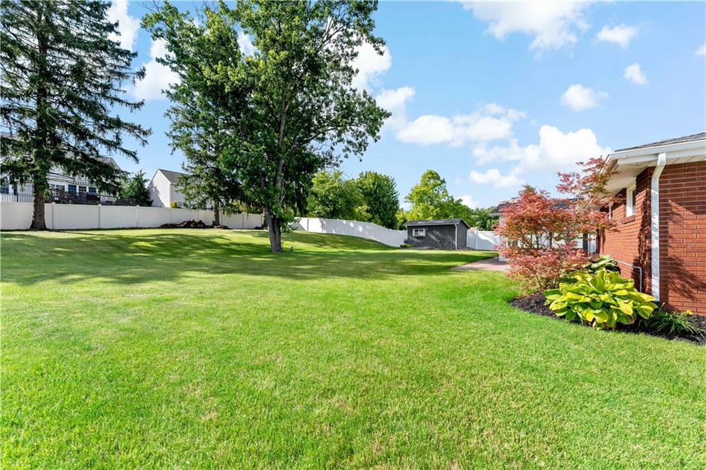 210 East Harbison Road Pittsburgh, PA 15205 - Photo 32 of 39