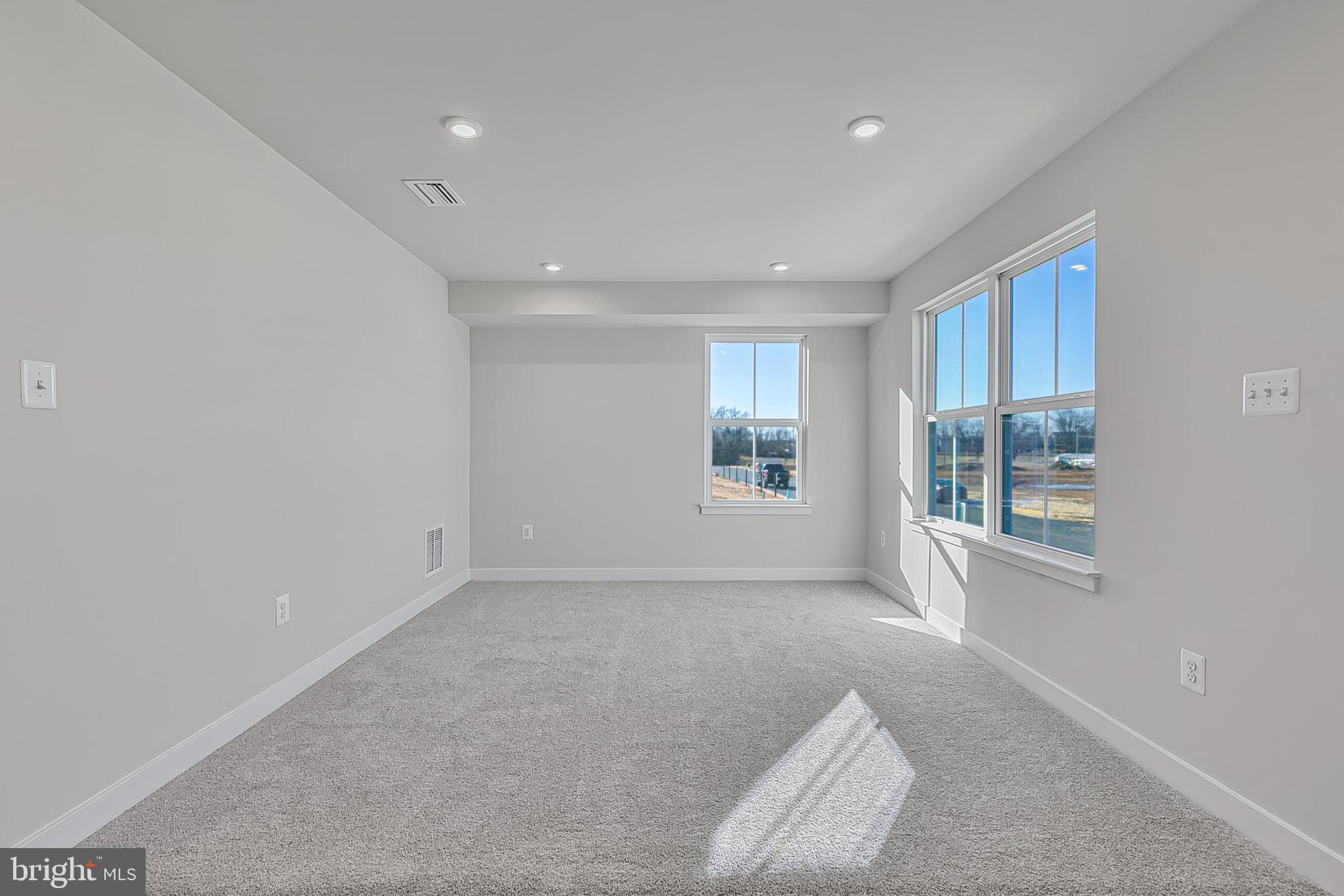 1100 Oasis Avenue Ranson, WV 25438 - Photo 3 of 39 Entry-level Rec Room