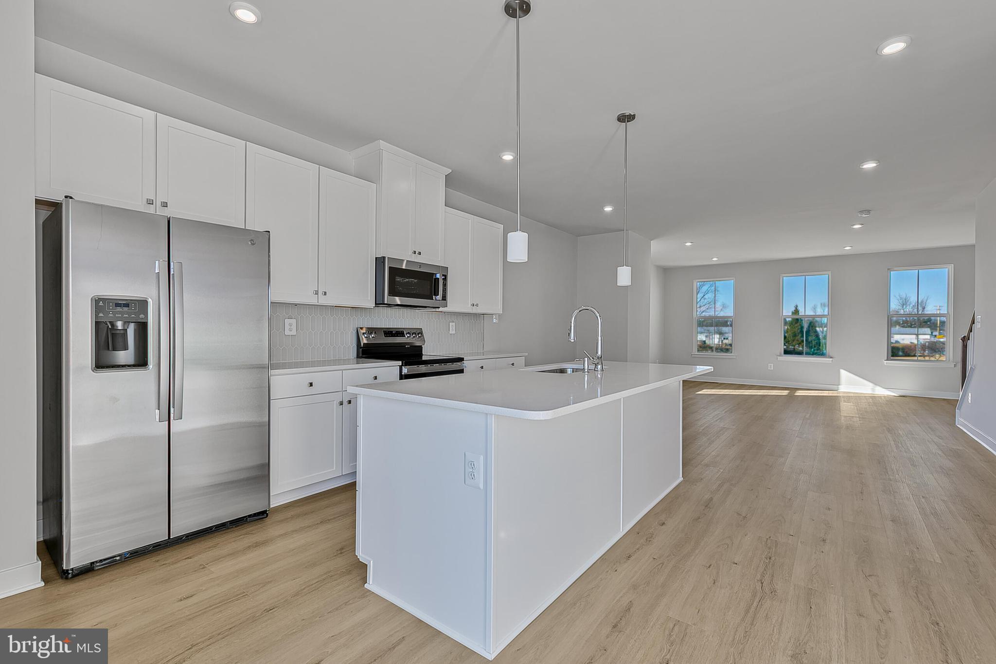 1100 Oasis Avenue Ranson, WV 25438 - Photo 9 of 39 Main-level Kitchen