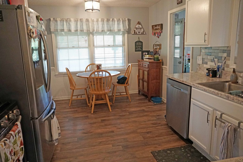 332 Crider Pond Road St. Matthews, SC 29135 - Photo 9 of 33 Gallery Image 9