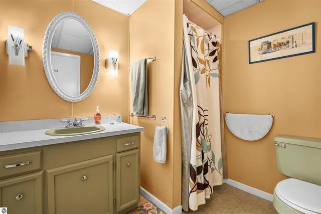 $498,500 | 9561 Peterson Drive, Cadillac, MI 49601