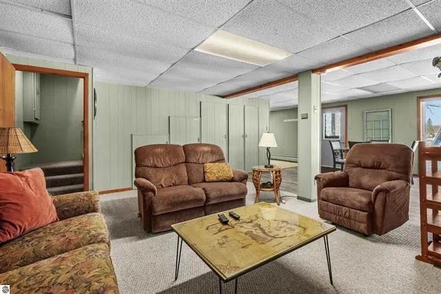 $498,500 | 9561 Peterson Drive, Cadillac, MI 49601