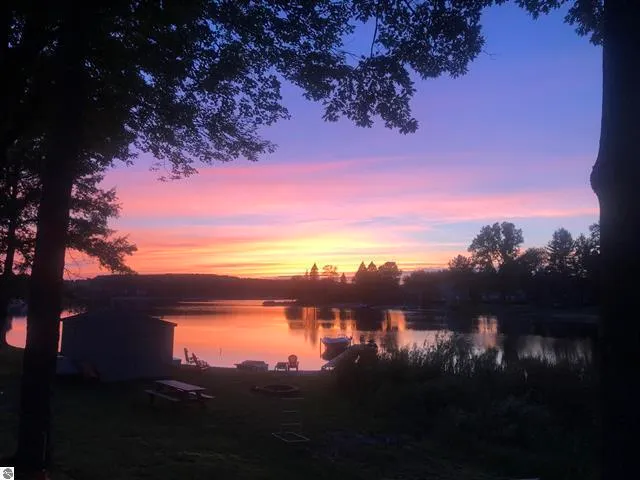 $498,500 | 9561 Peterson Drive, Cadillac, MI 49601