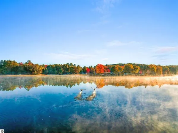 $498,500 | 9561 Peterson Drive, Cadillac, MI 49601