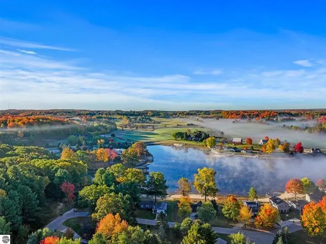 $498,500 | 9561 Peterson Drive, Cadillac, MI 49601