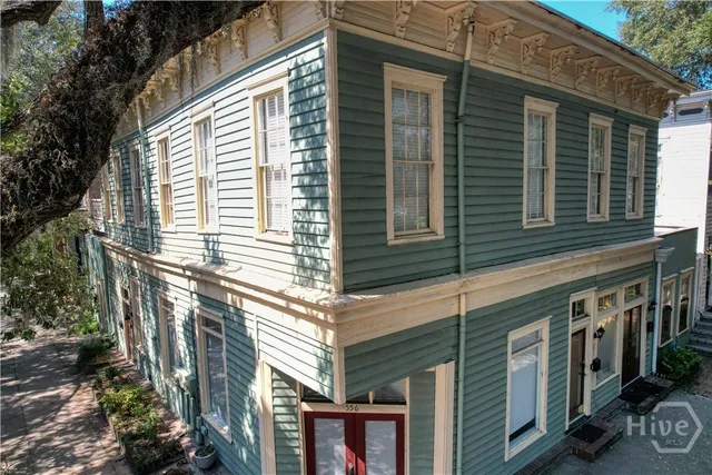 $750,000 | 251 East Broad Street, Unit 4, Savannah, GA 31401