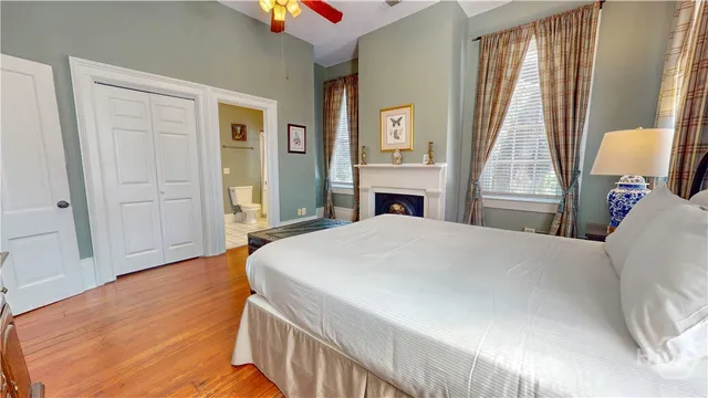 $750,000 | 251 East Broad Street, Unit 4, Savannah, GA 31401