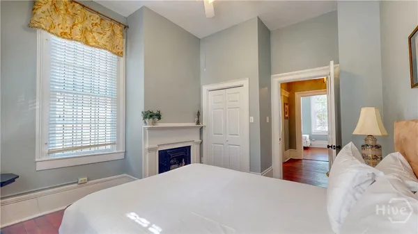 $739,400 | 251 East Broad Street, Unit 4, Savannah, GA 31401