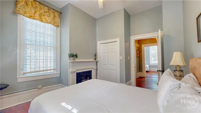 $750,000 | 251 East Broad Street, Unit 4, Savannah, GA 31401