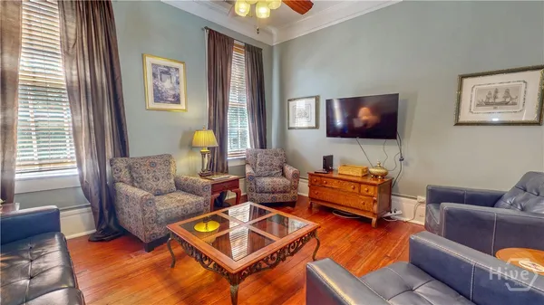 $739,400 | 251 East Broad Street, Unit 4, Savannah, GA 31401