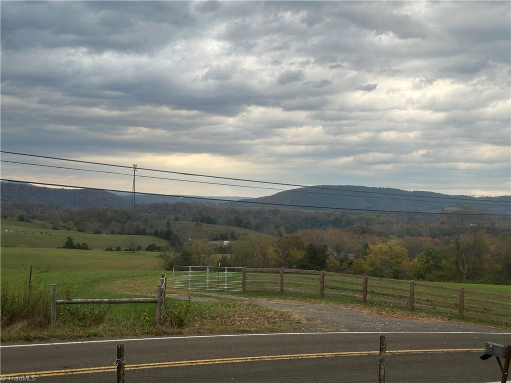 1603 Lead Mine Road Austinville, VA 24312 - Photo 3 of 10 Gallery Image 3