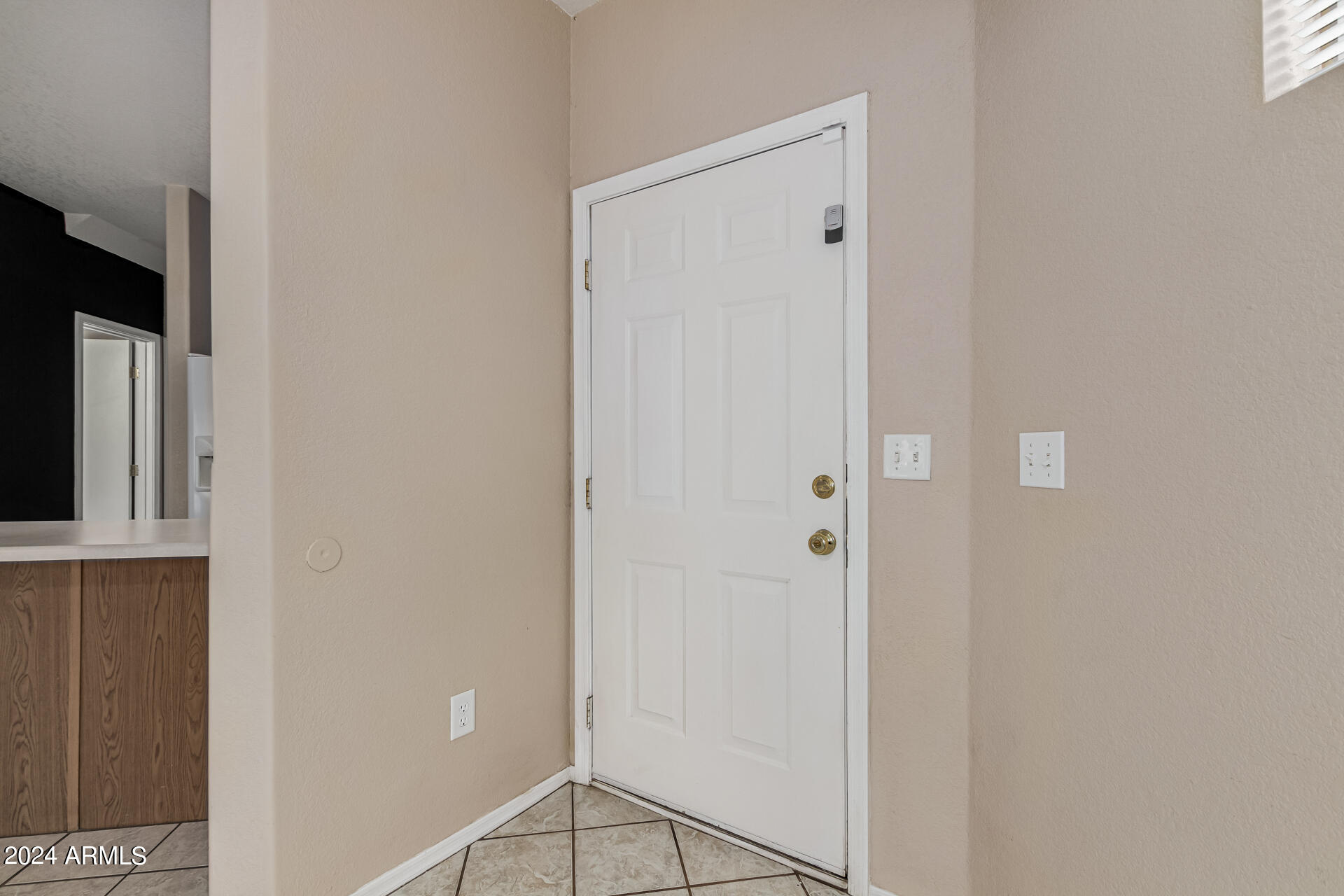 1371 South Boulder Street, Unit A Gilbert, AZ 85296 - Photo 7 of 43 a bathroom with a shower