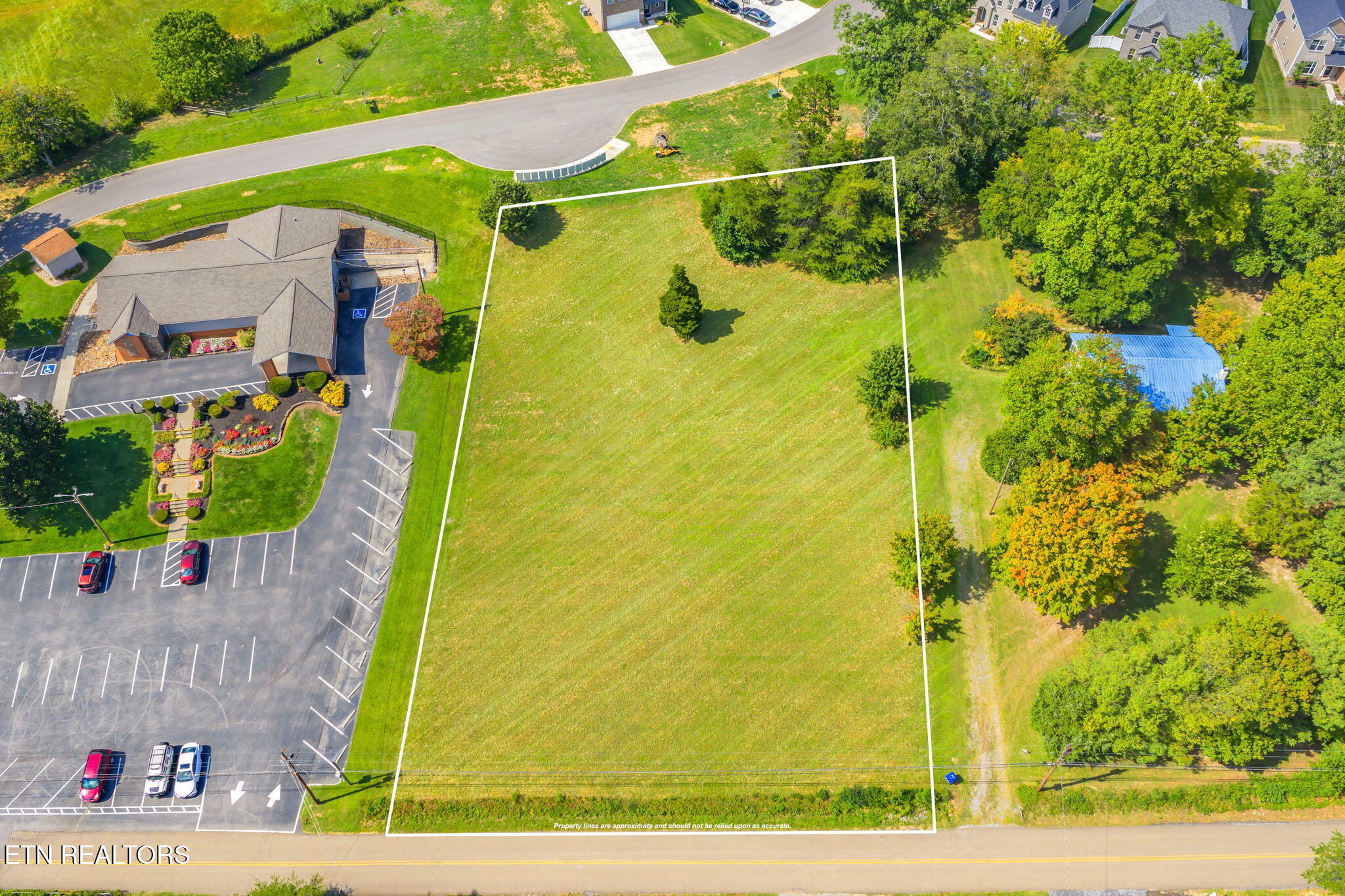 1409 Andes Road Knoxville, TN 37931 - Photo 2 of 12 2-web-or-mls-1409 Andes Road-3-1