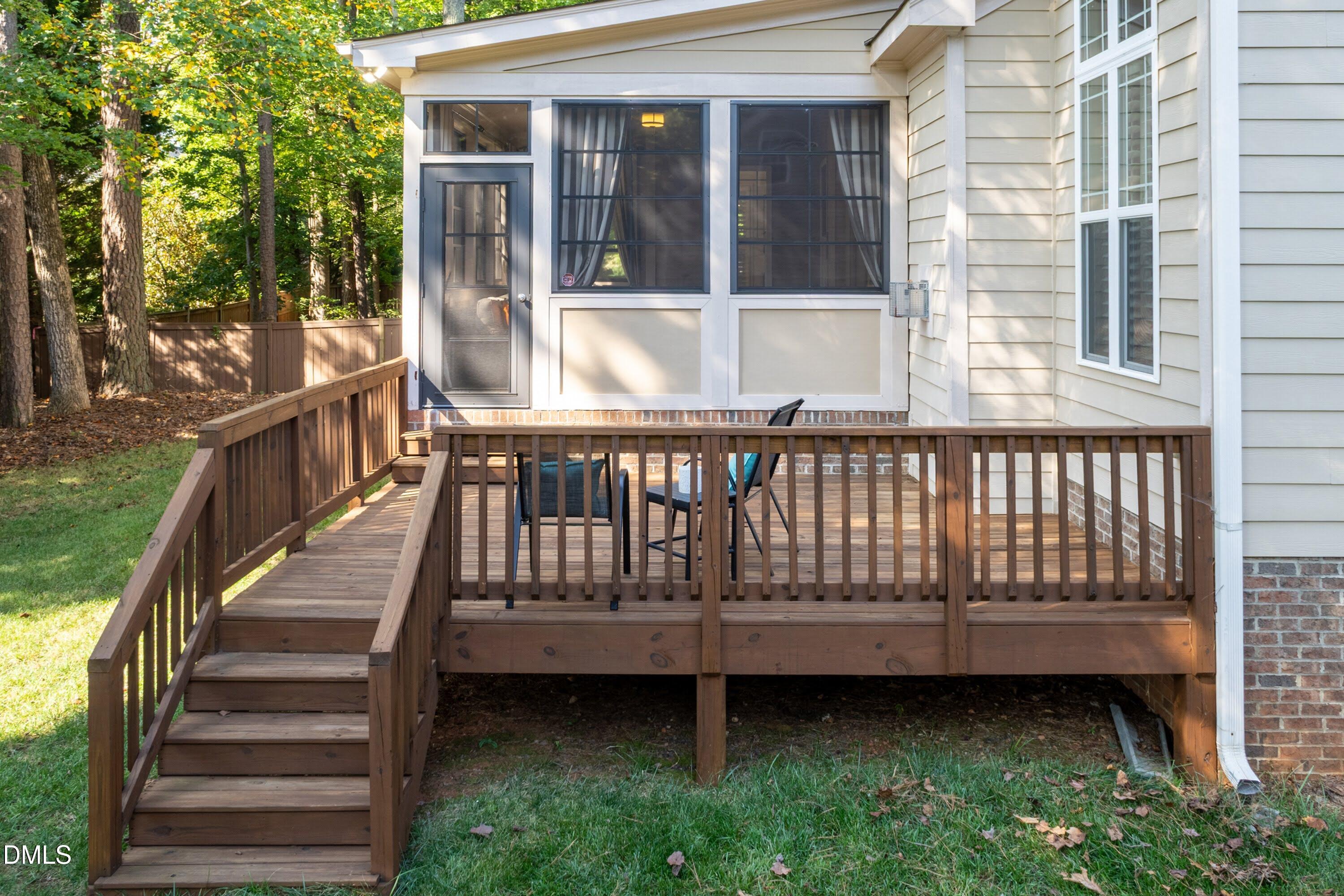 4213 Oakthorne Way Raleigh, NC 27613 - Photo 39 of 46 Deck 01 (4)