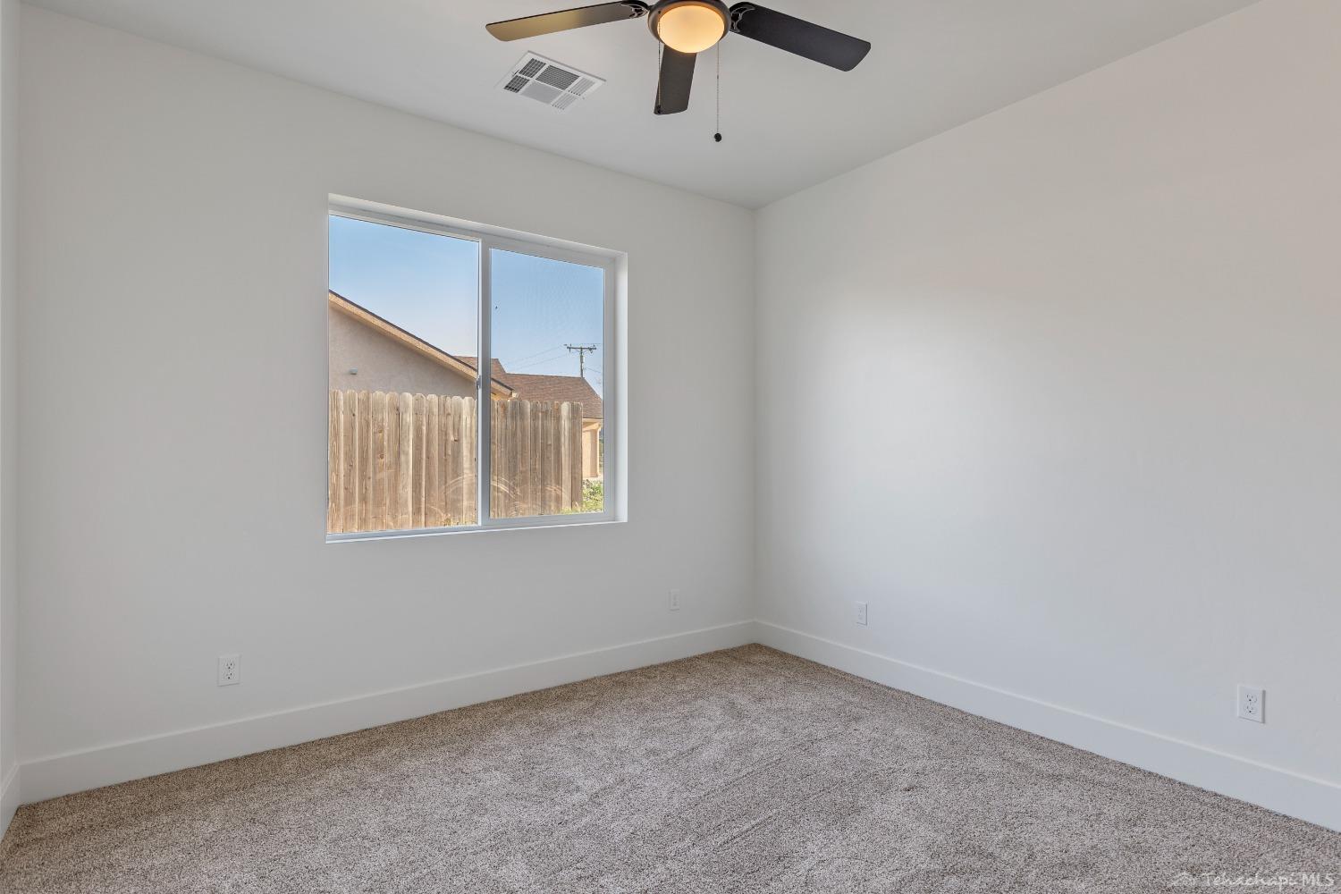 27801 Rustler Avenue Tehachapi, CA 93561 - Photo 19 of 20 Gallery Image 19
