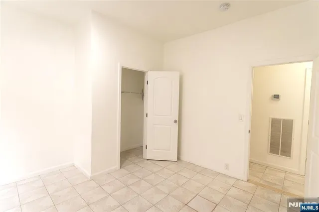 $3,000 | 221 Broadway, Unit 1, Passaic, NJ 07055